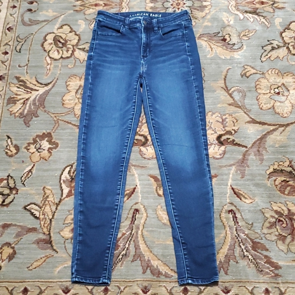 American Eagle super stretch size 2 Super Hi Rise Jegging Very good condition